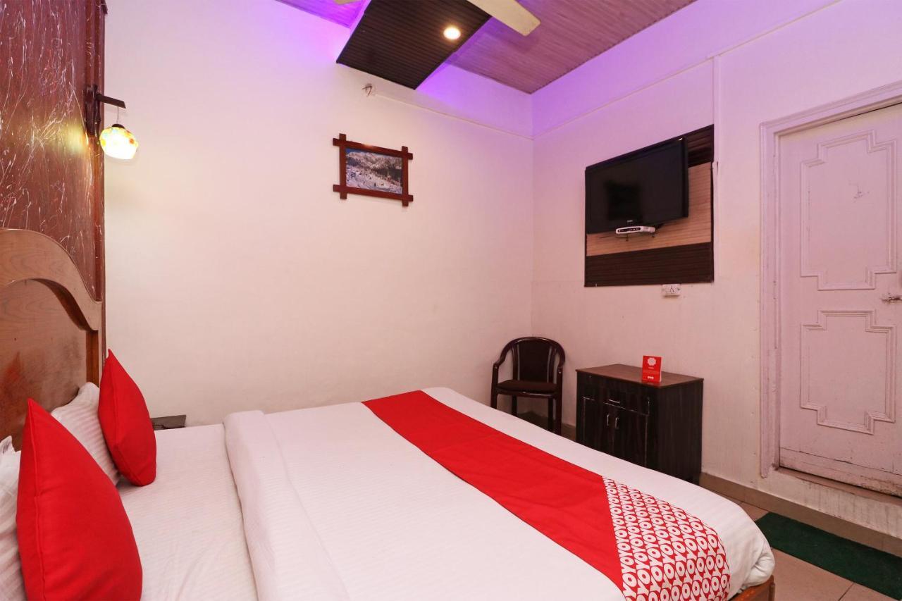 Oyo 77137 Hotle Castle Inn Mumbai Exterior photo
